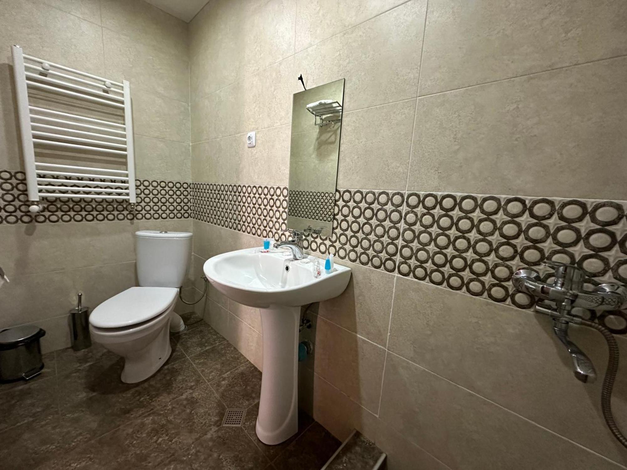 Hotel Dari Kazbegi Cameră foto